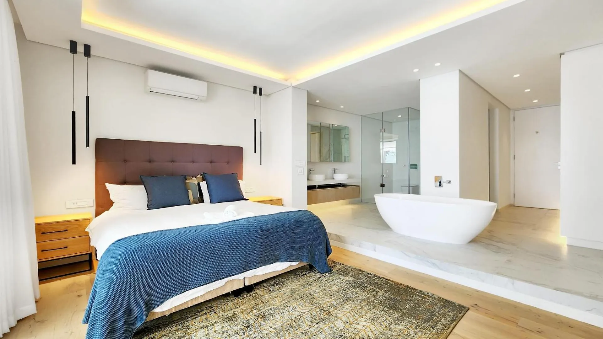 Ocean Villa Bantry Bay - Private Pool, Sea View, Newly Refurb ケープタウン 0*,  南アフリカ